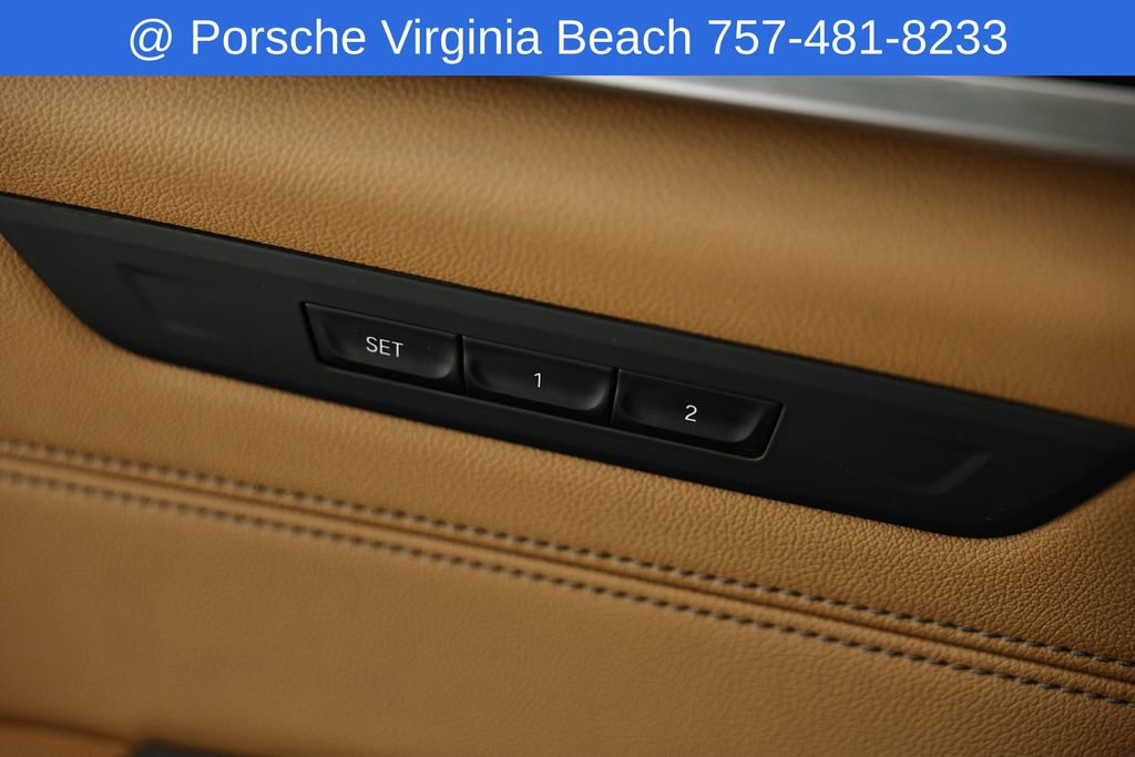 Used 2023 BMW 540i xDrive w/ Premium Package AWD/4WD image 19