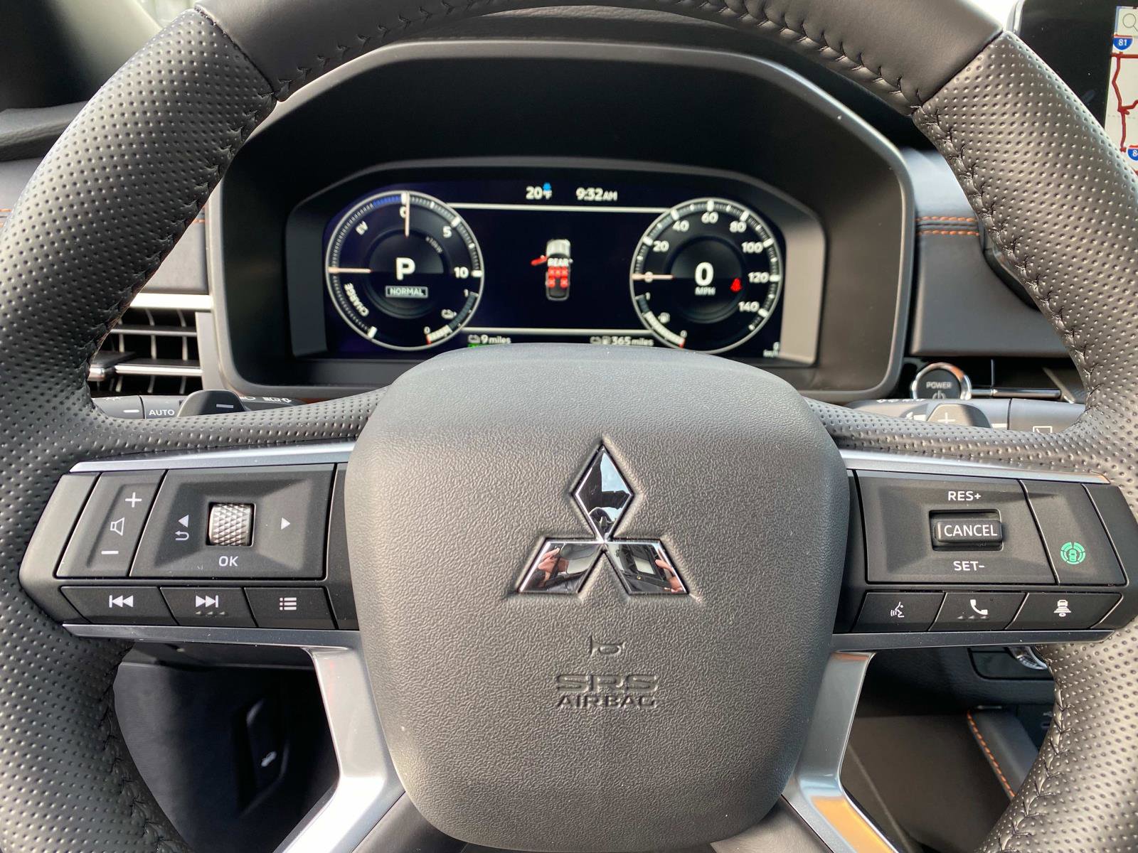 New 2025 Mitsubishi Outlander 4WD Plug-In Hybrid image 16