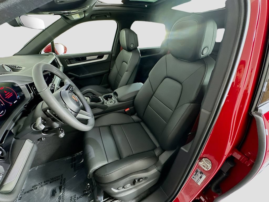 New 2026 Porsche Cayenne AWD/4WD image 5