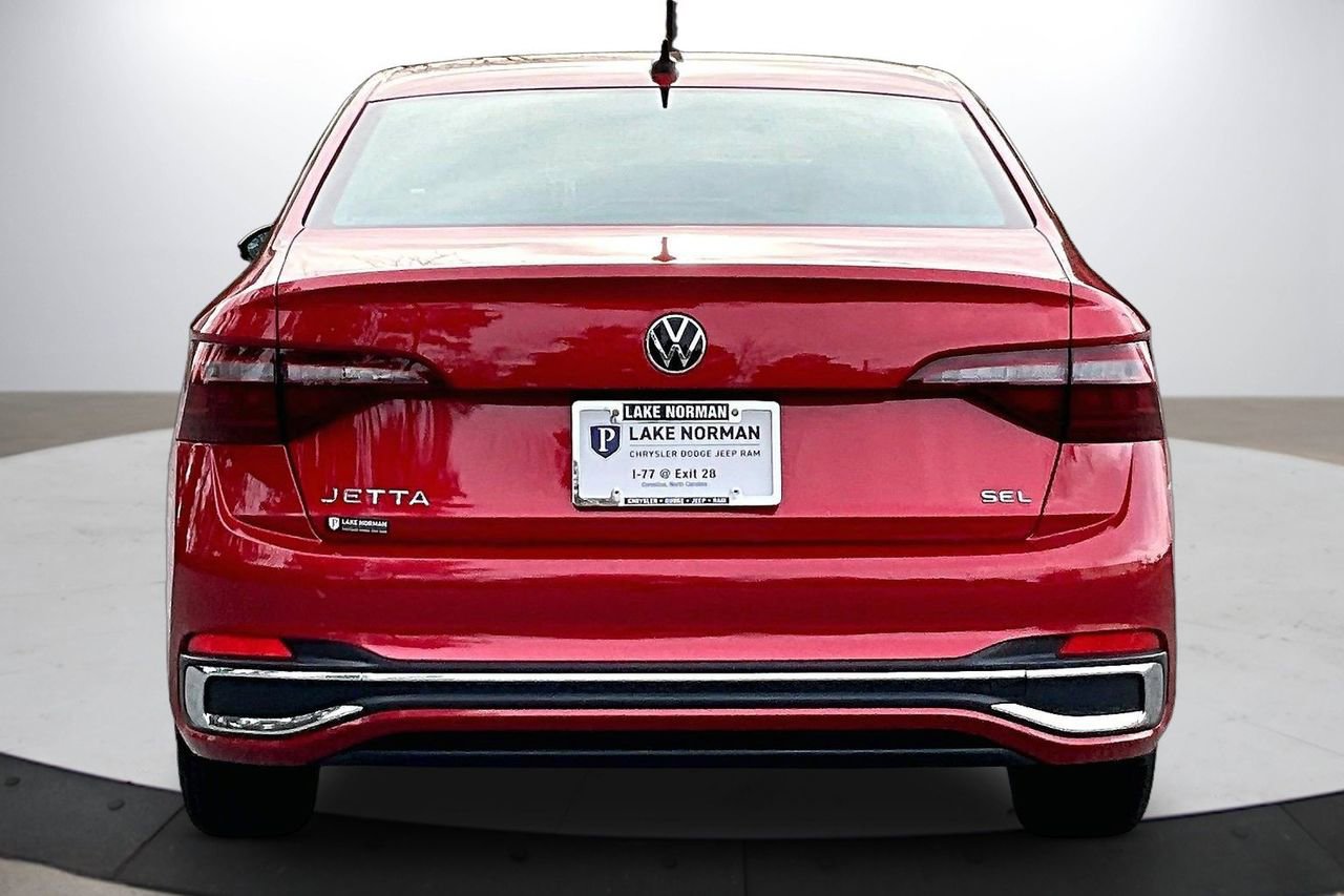 Used 2022 Volkswagen Jetta SEL image 8
