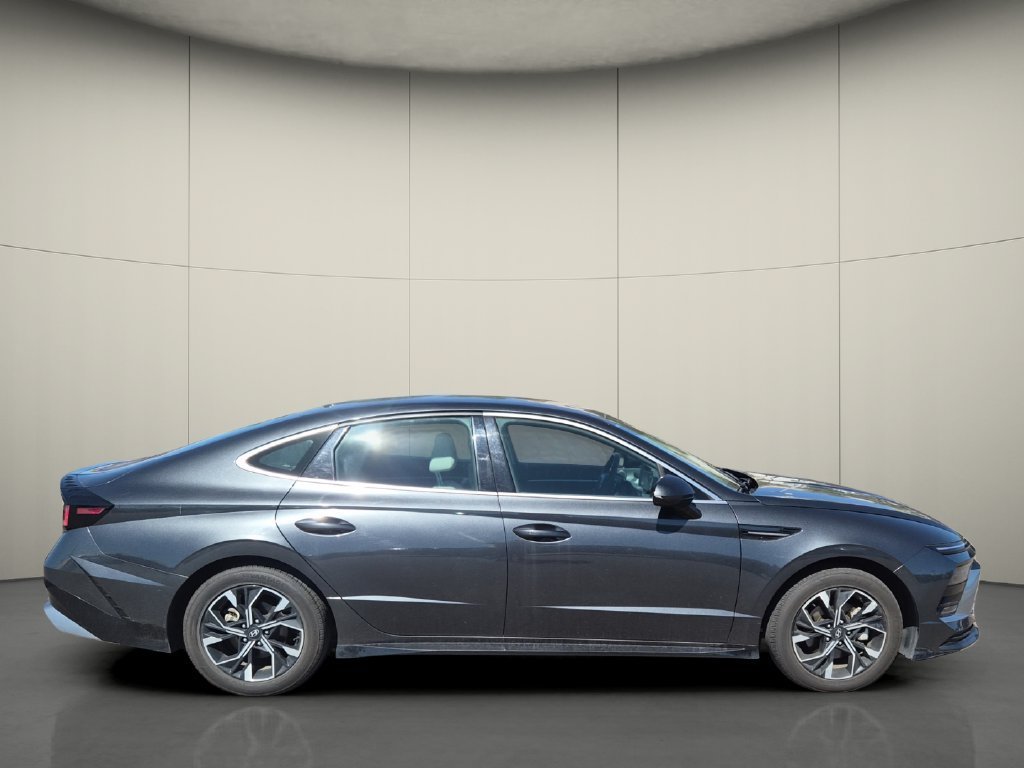 Used 2024 Hyundai Sonata SEL FWD image 8