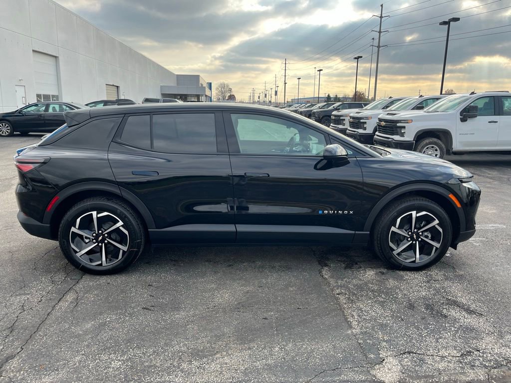 New 2026 Chevrolet Equinox EV LT w/ Comfort Package image 8