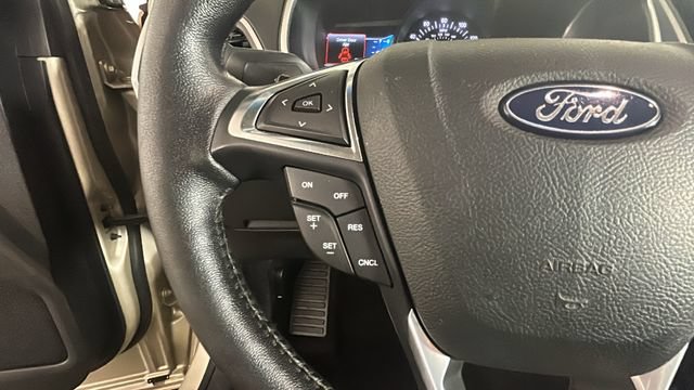 Used 2018 Ford Edge SEL w/ Equipment Group 201A AWD/4WD image 16