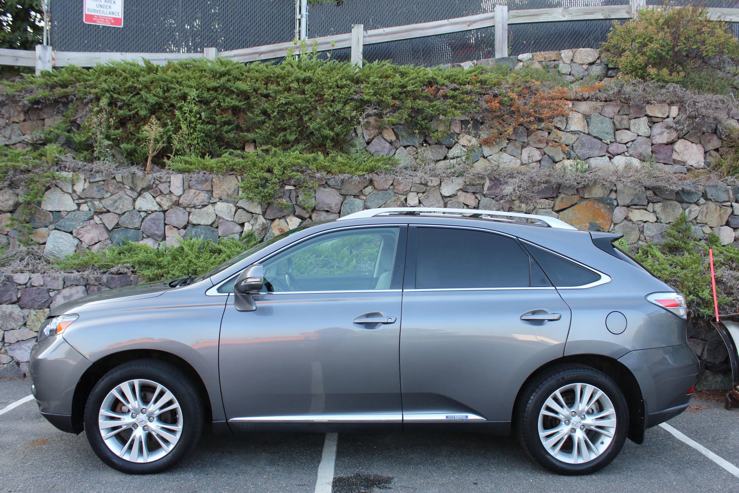 Used 2012 Lexus RX 450h AWD w/ Premium Pkg image 6