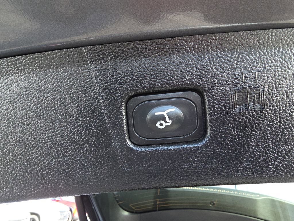 Used 2024 Ford Edge Titanium image 33