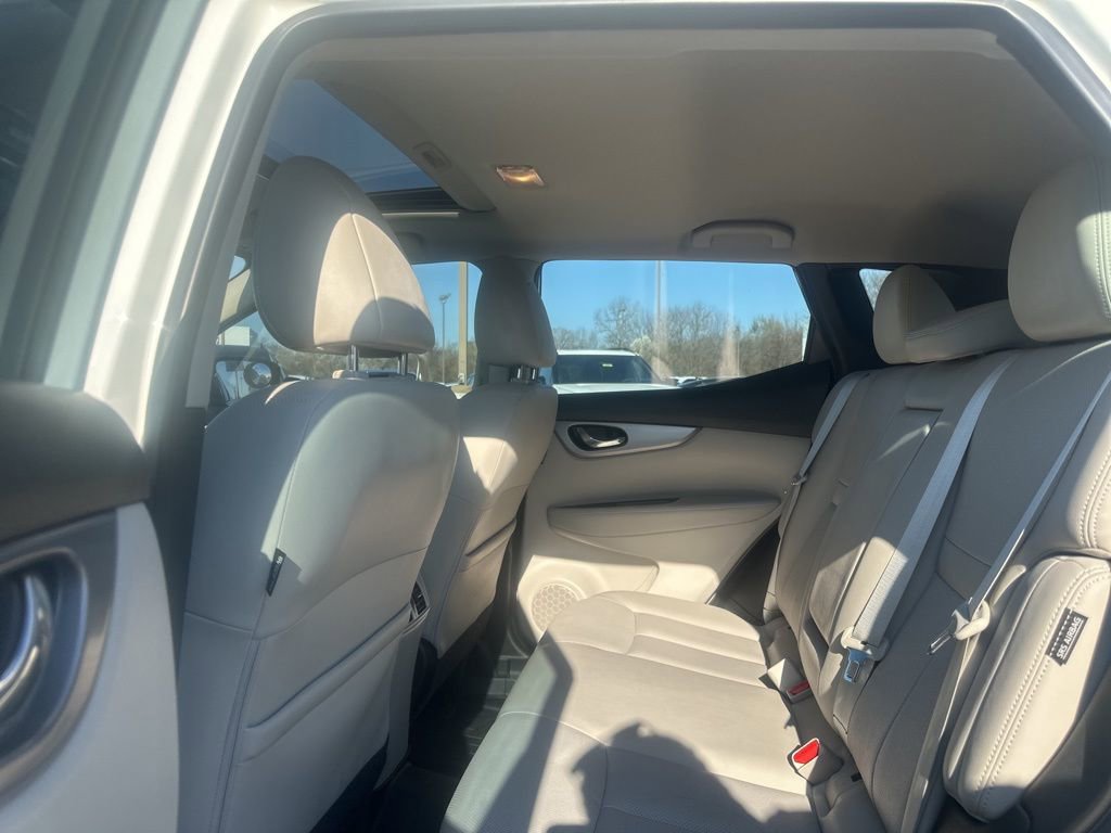 Used 2020 Nissan Rogue Sport SL w/ Premium Package image 17