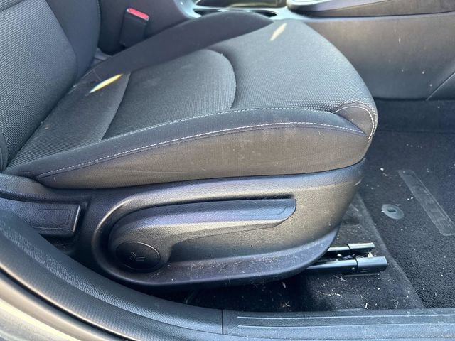 Used 2023 Kia Forte LX image 17