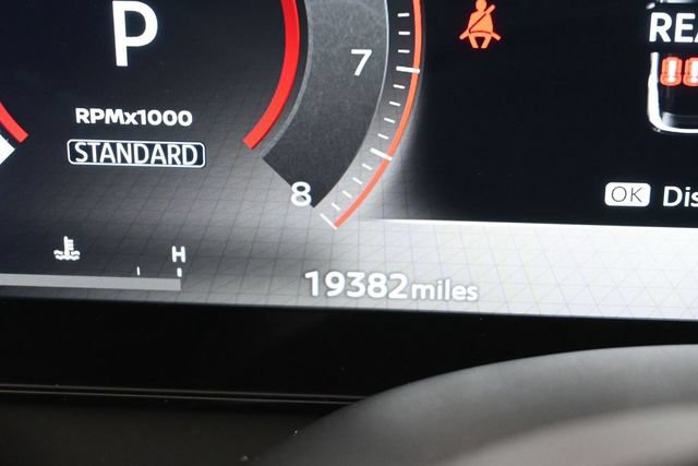 Used 2025 Nissan Kicks SR AWD/4WD image 14