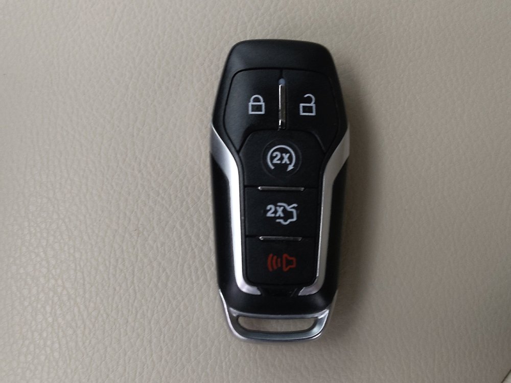 Used 2019 Lincoln MKC Select w/ Select Plus Package AWD/4WD image 32