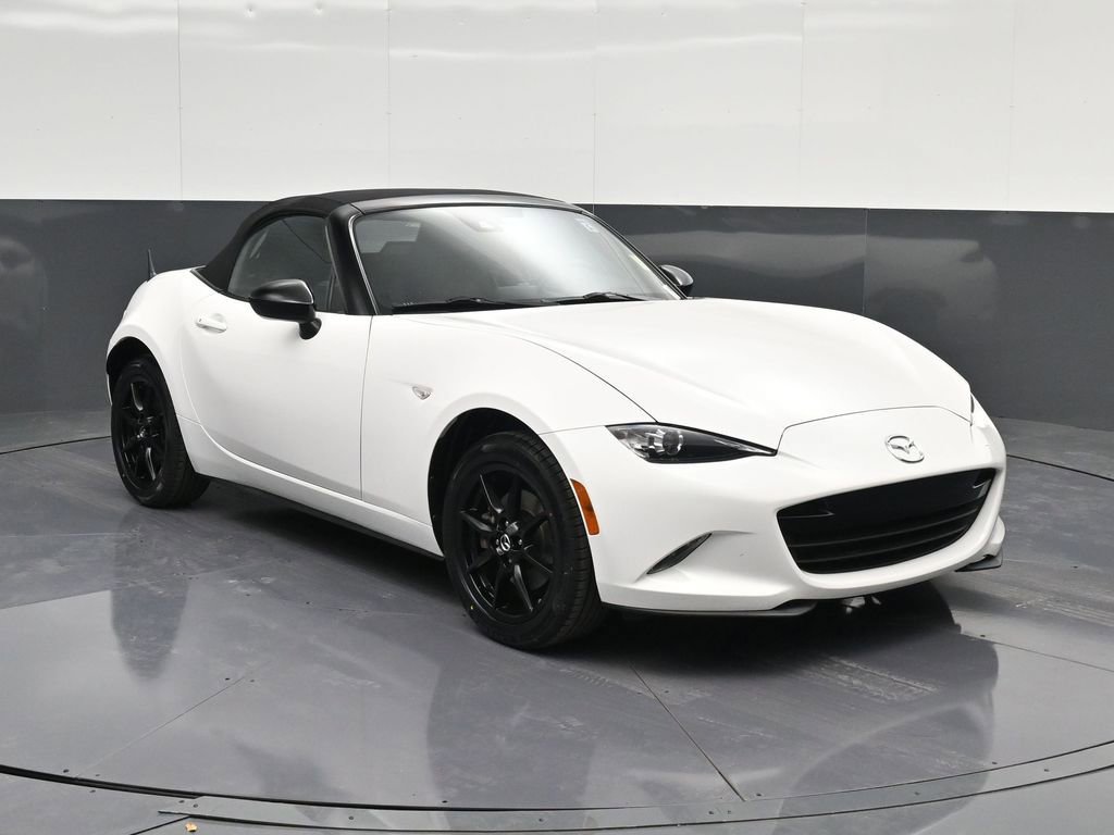 Used 2020 MAZDA MX-5 Miata Sport image 5
