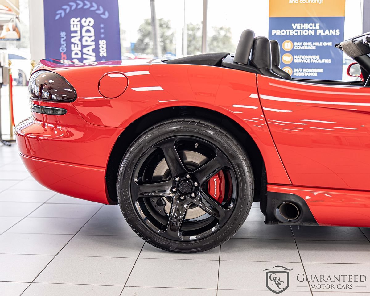 Used 2005 Dodge Viper SRT-10 RWD image 10