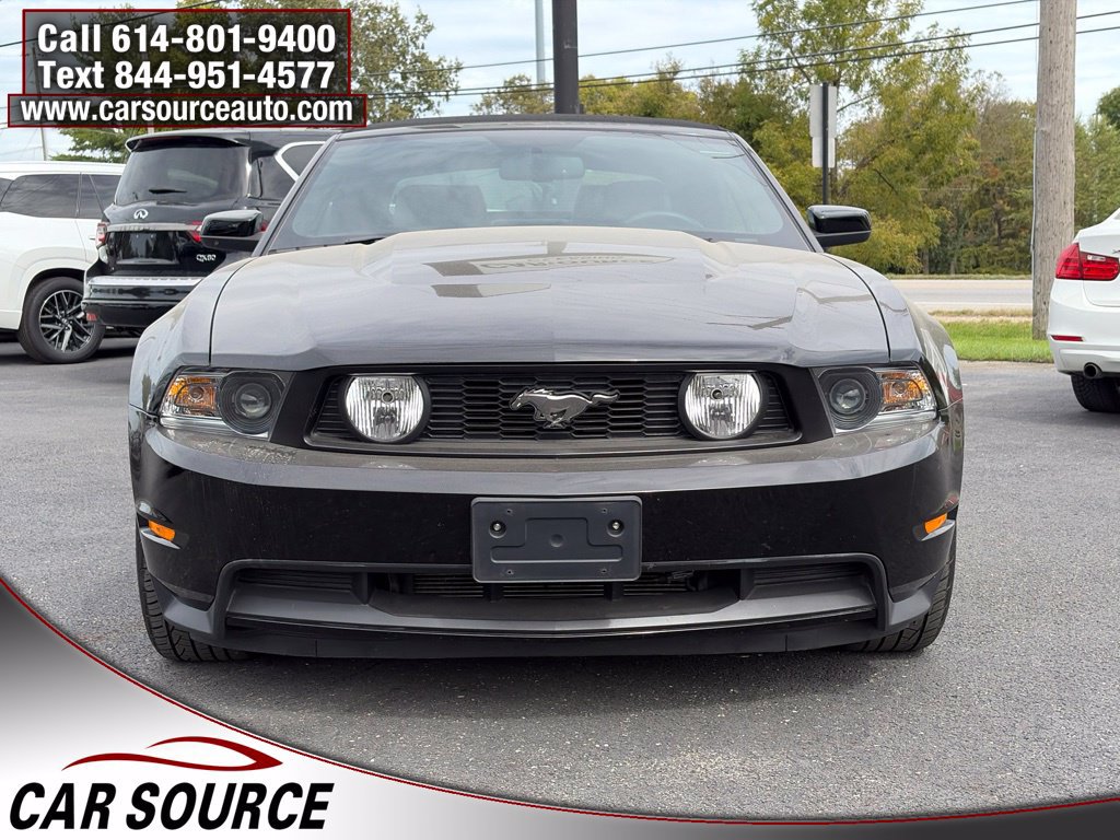 Used 2012 Ford Mustang GT Premium w/ HID Headlamps & Security Pkg RWD image 2