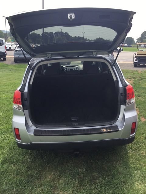 Used 2014 Subaru Outback 2.5i Limited w/ Moonroof Package AWD/4WD image 7