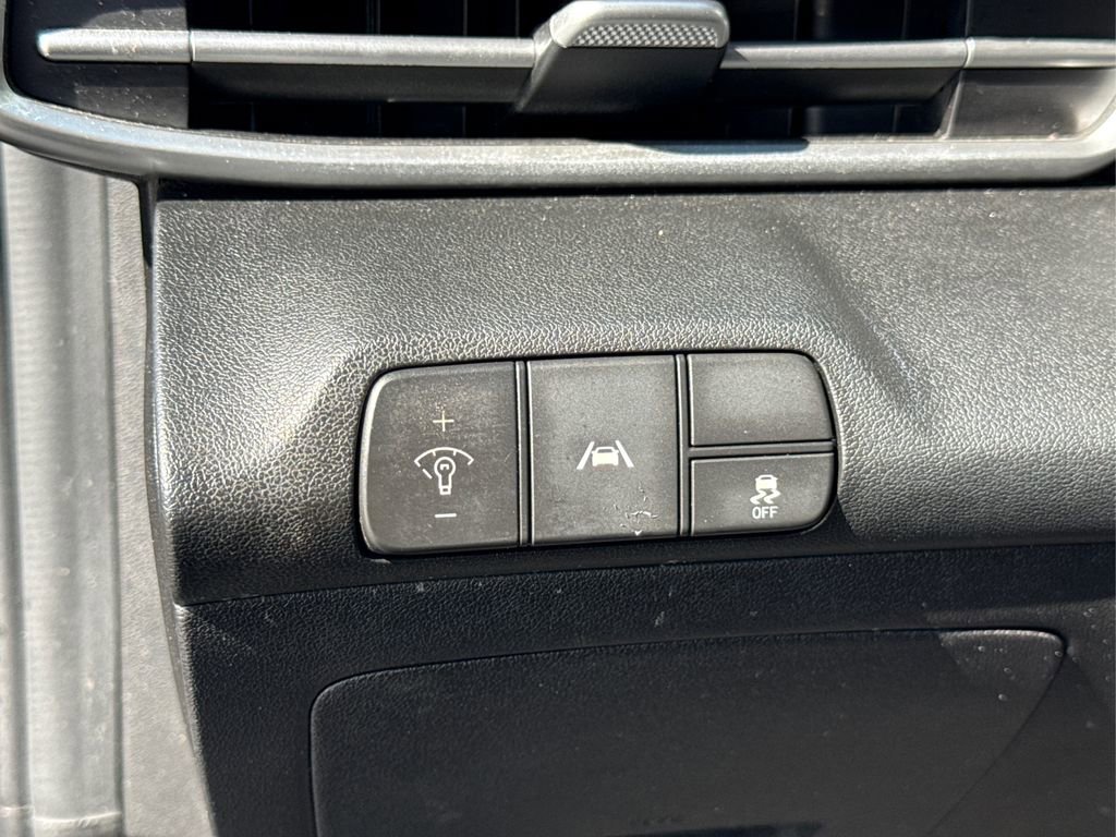 Used 2021 Hyundai Elantra SEL w/ Convenience + Premium Package image 31