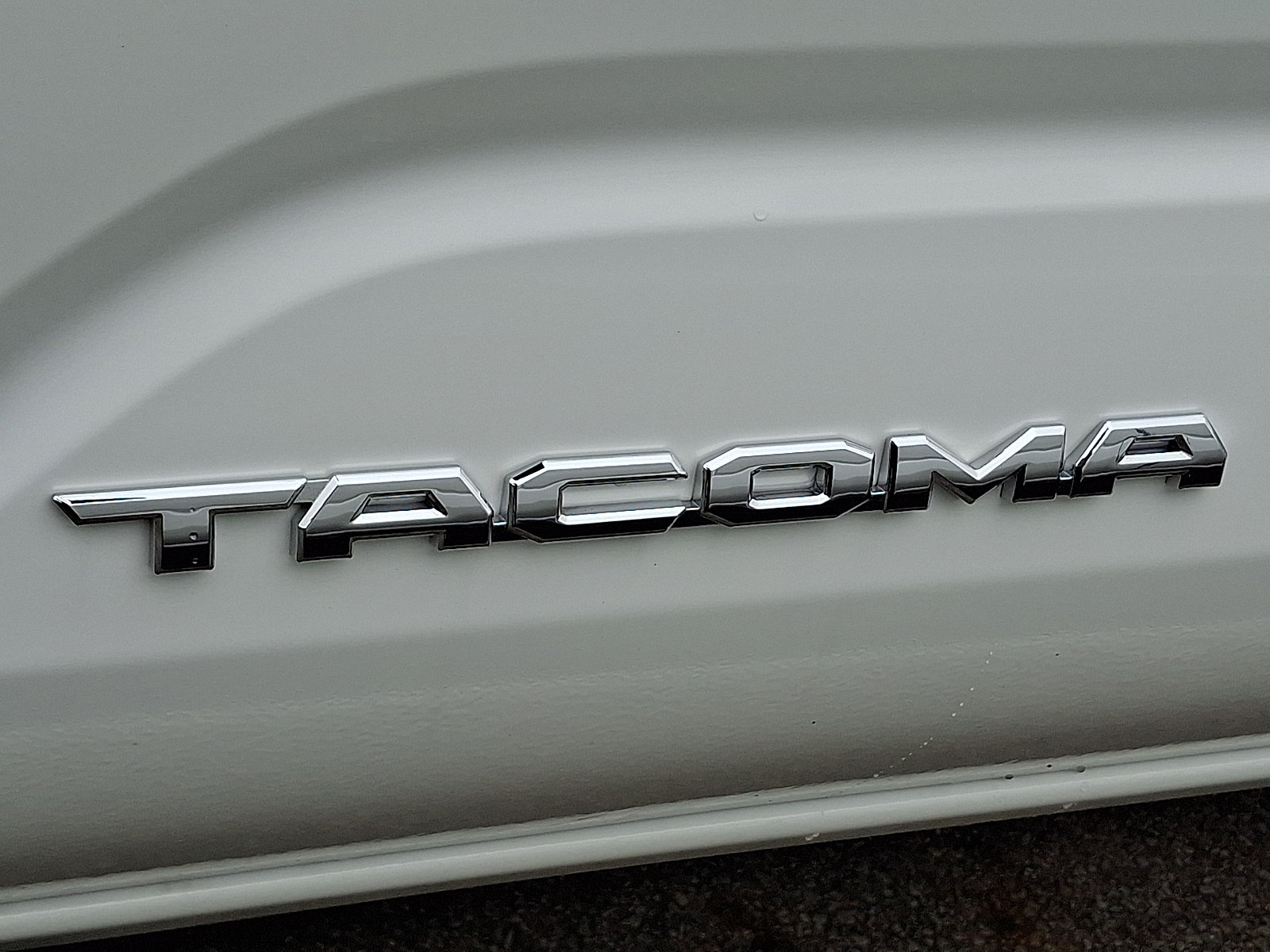 Certified 2025 Toyota Tacoma SR5 AWD/4WD image 30