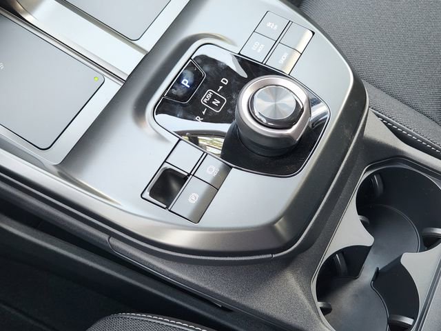 New 2026 Toyota C-HR AWD/4WD image 18