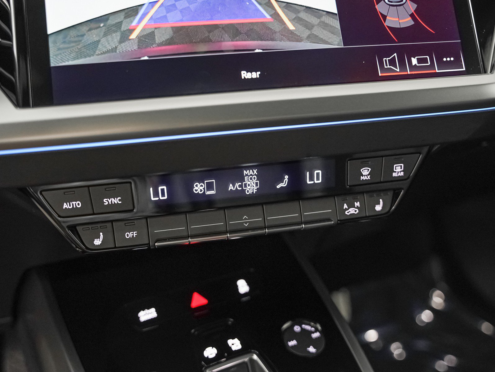 Used 2025 Audi Q4 e-tron Premium Plus w/ Premium Plus AWD/4WD image 22