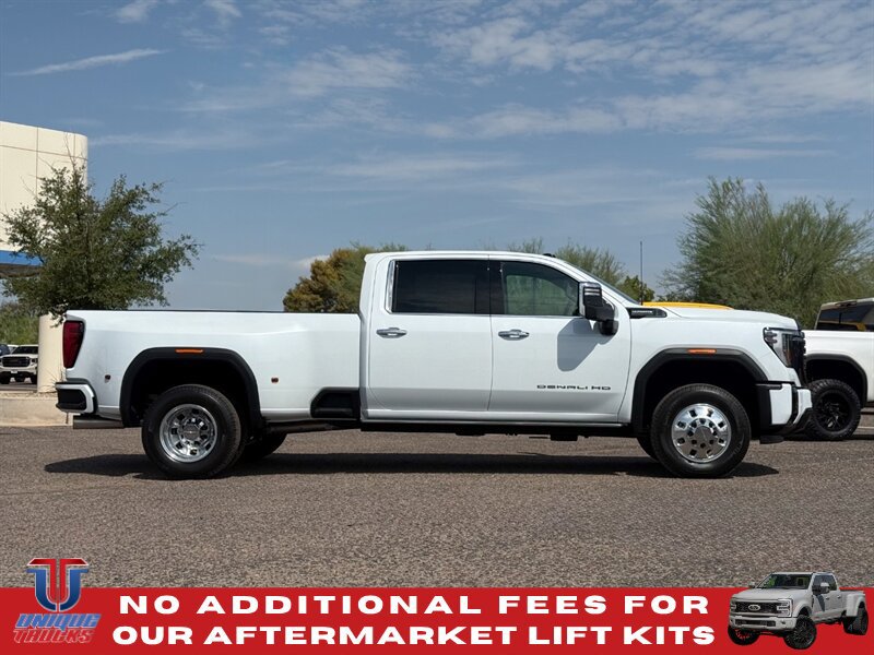 Used 2026 GMC Sierra 3500 Denali Ultimate AWD/4WD image 4