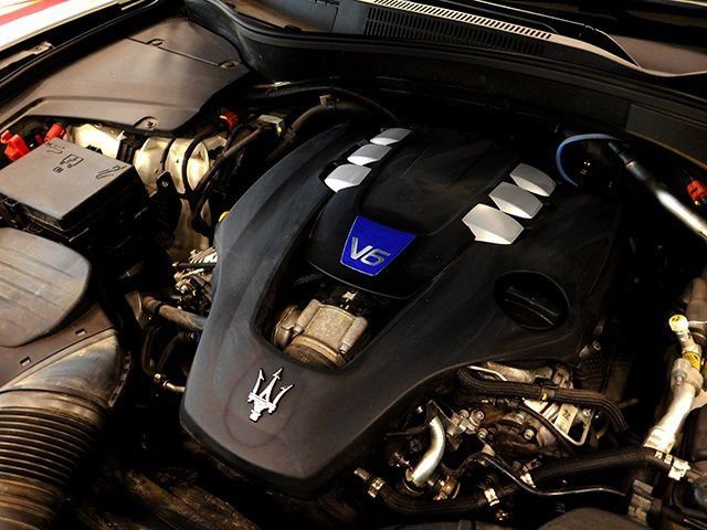 Used 2023 Maserati Levante Modena image 30