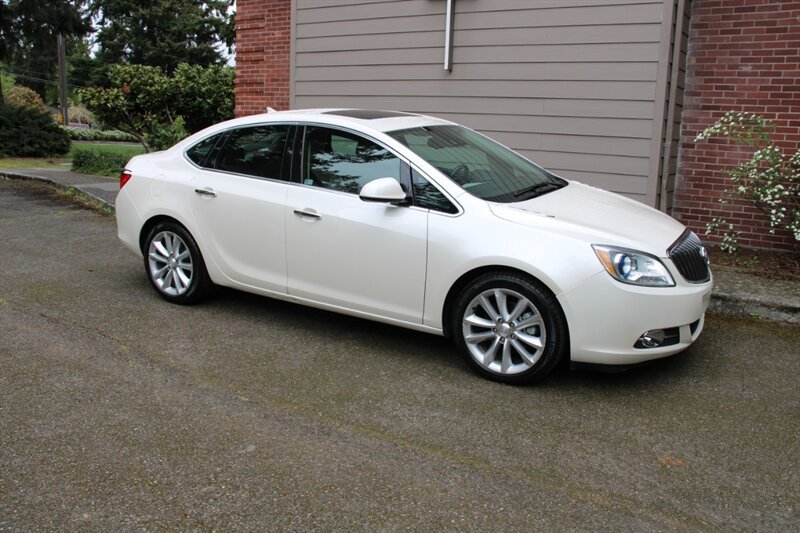 Used 2014 Buick Verano Leather FWD image 2
