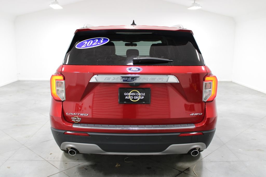 Used 2023 Ford Explorer Limited image 8