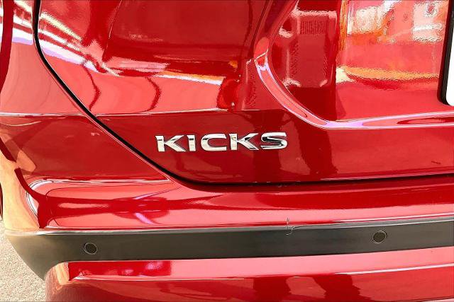 Certified 2023 Nissan Kicks SR w/ SR Premium Package FWD image 10