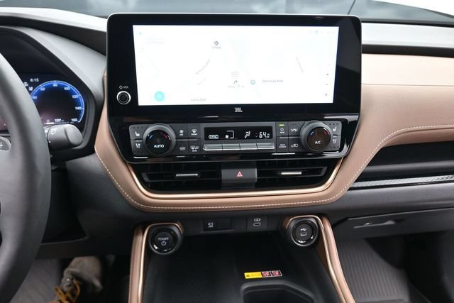 Used 2026 Toyota Grand Highlander AWD Hybrid image 12