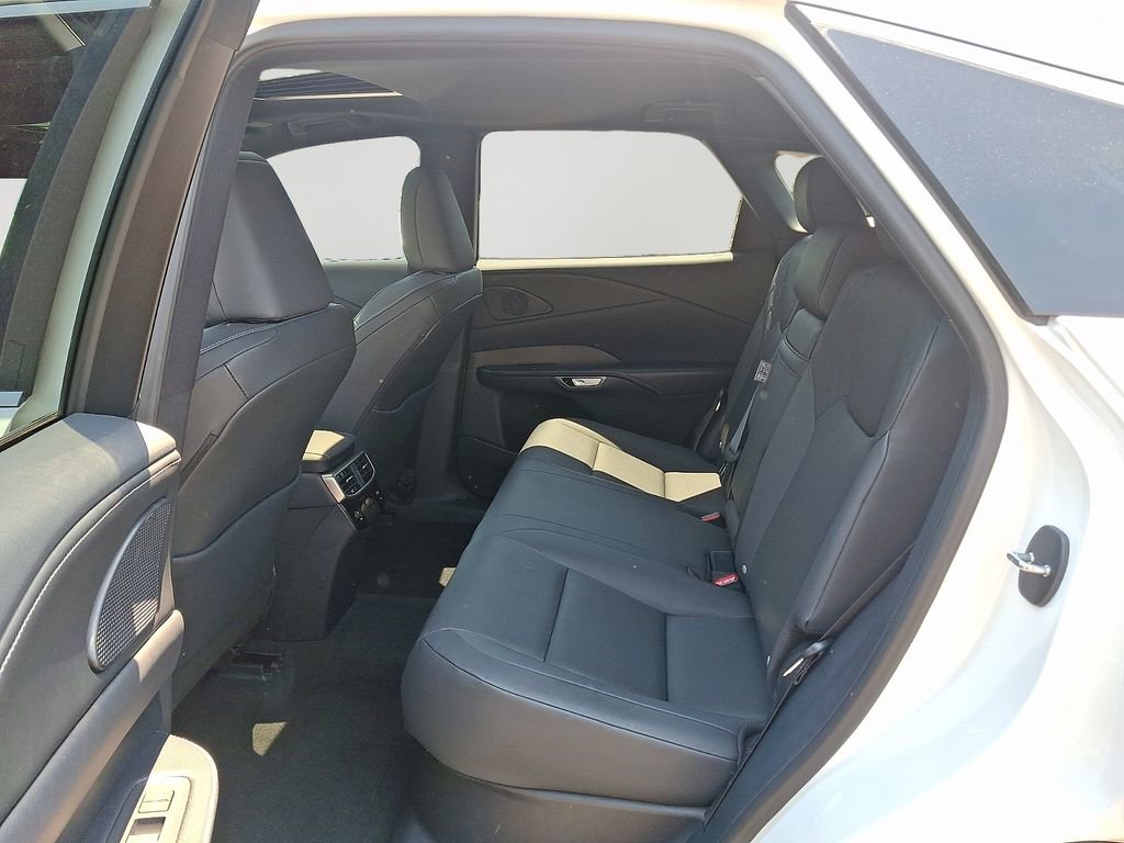 Used 2024 Lexus RX 350 Premium w/ Accessory Package AWD/4WD image 8