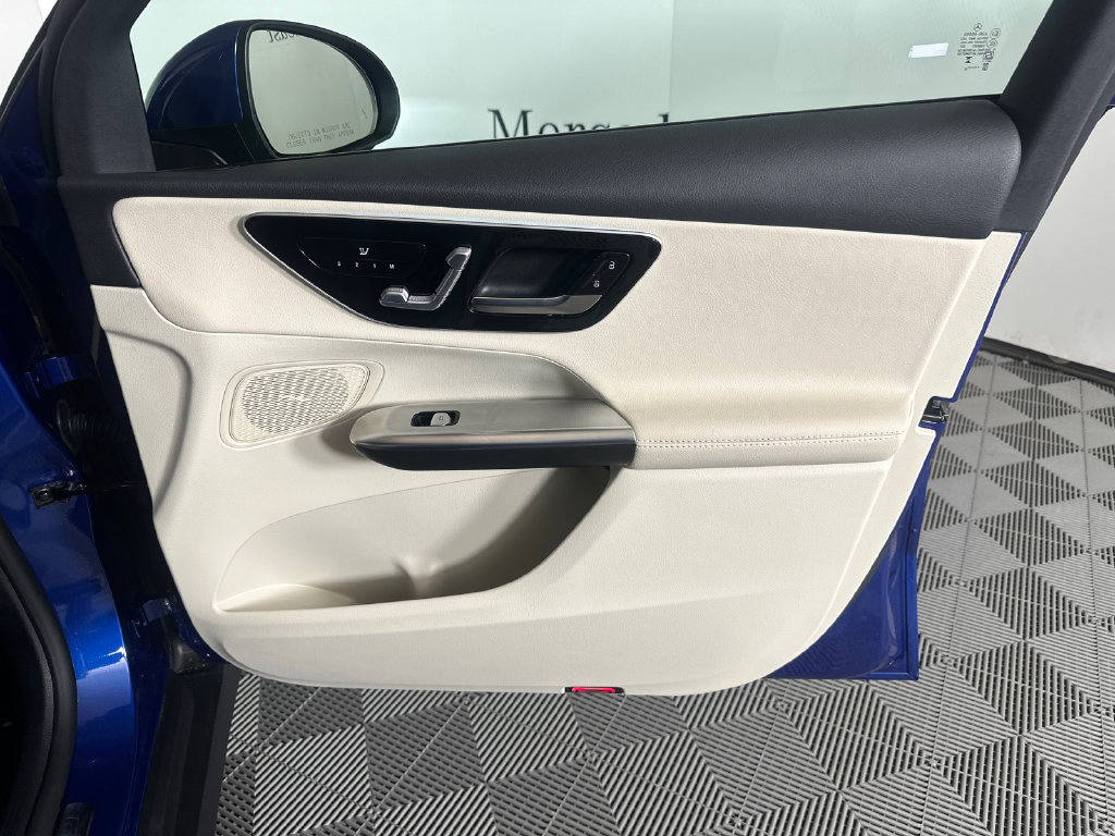 Certified 2025 Mercedes-Benz GLC 350e 4MATIC image 15