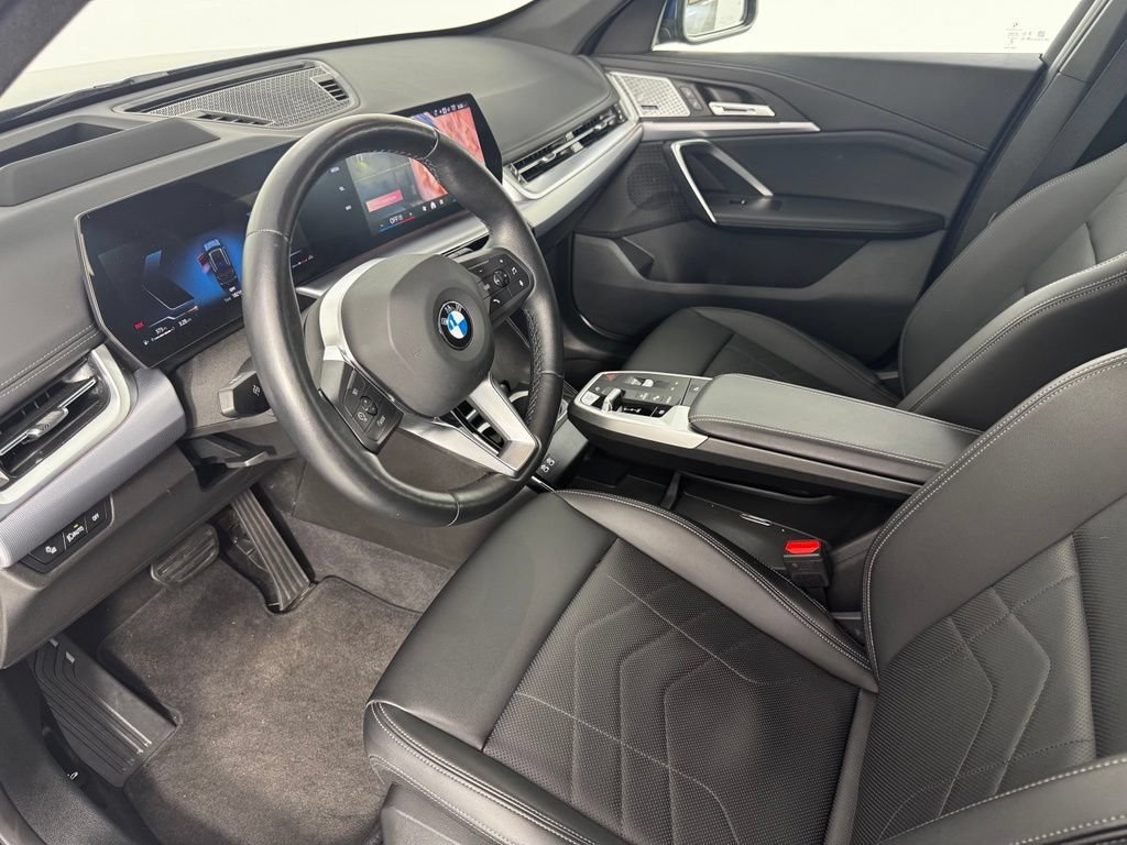 Used 2025 BMW X1 xDrive28i w/ Premium Package AWD/4WD image 14