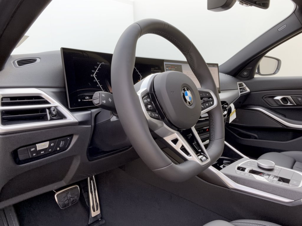 New 2026 BMW 330i xDrive Sedan w/ M Sport Package AWD/4WD image 4