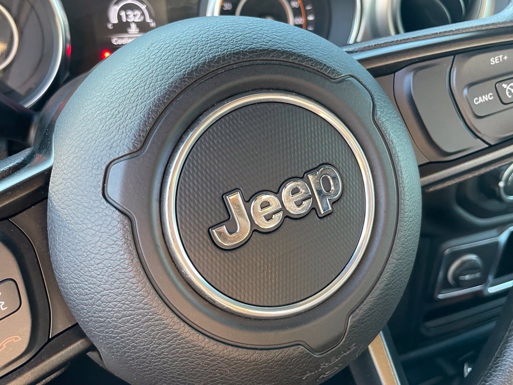 Used 2019 Jeep Wrangler Sport AWD/4WD image 12