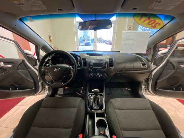 Used 2017 Kia Forte LX FWD image 16