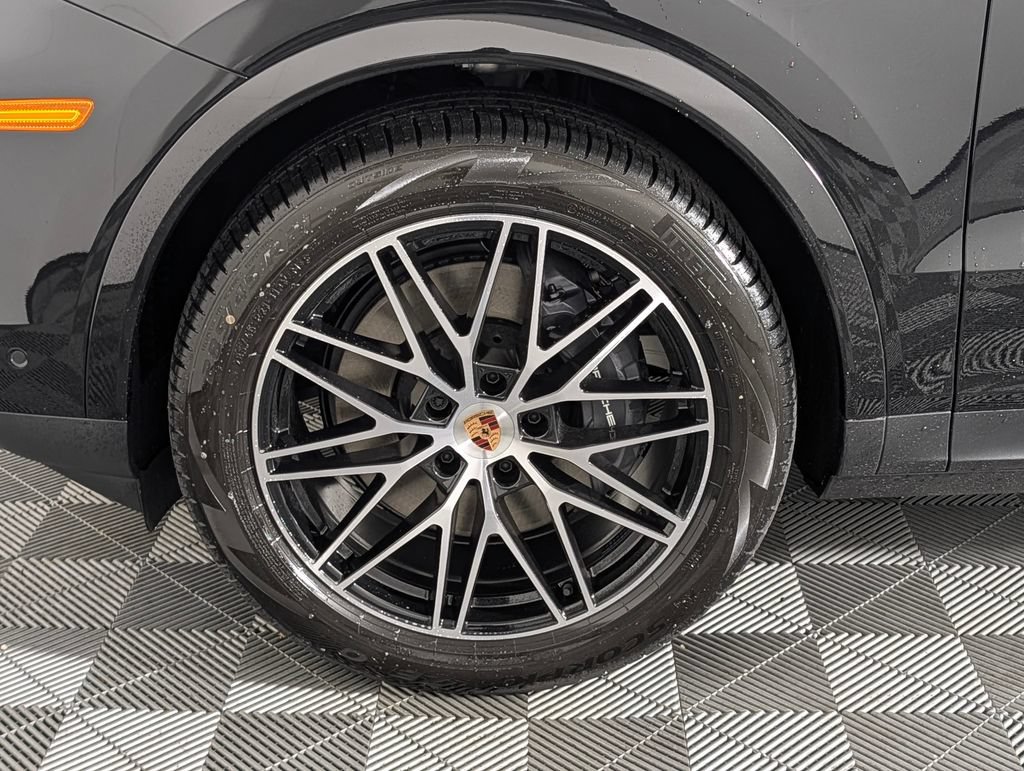 New 2026 Porsche Cayenne AWD/4WD image 11