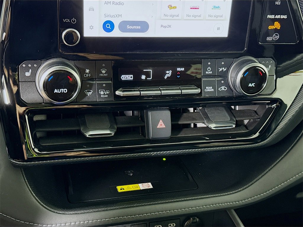 Certified 2023 Toyota Highlander XSE image 8