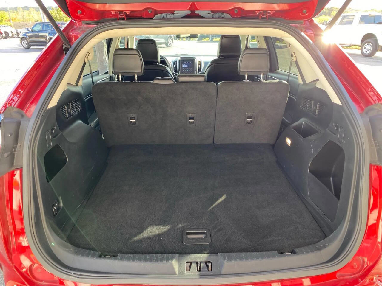 Used 2022 Ford Edge SEL image 26