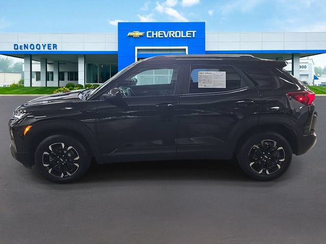Used 2023 Chevrolet TrailBlazer LT w/ Convenience Package FWD image 12