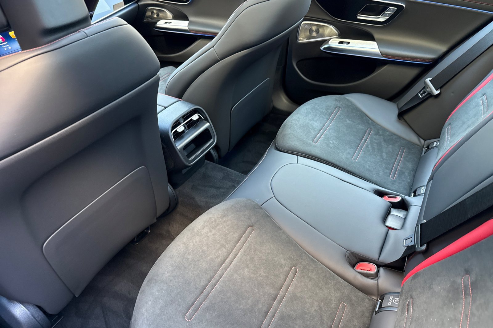 New 2026 Mercedes-Benz E 53 AMG e 4MATIC Sedan image 11