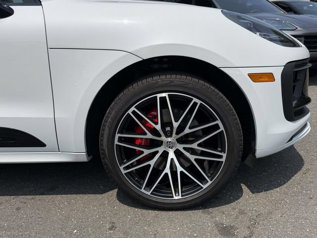 Certified 2023 Porsche Macan S AWD/4WD image 12