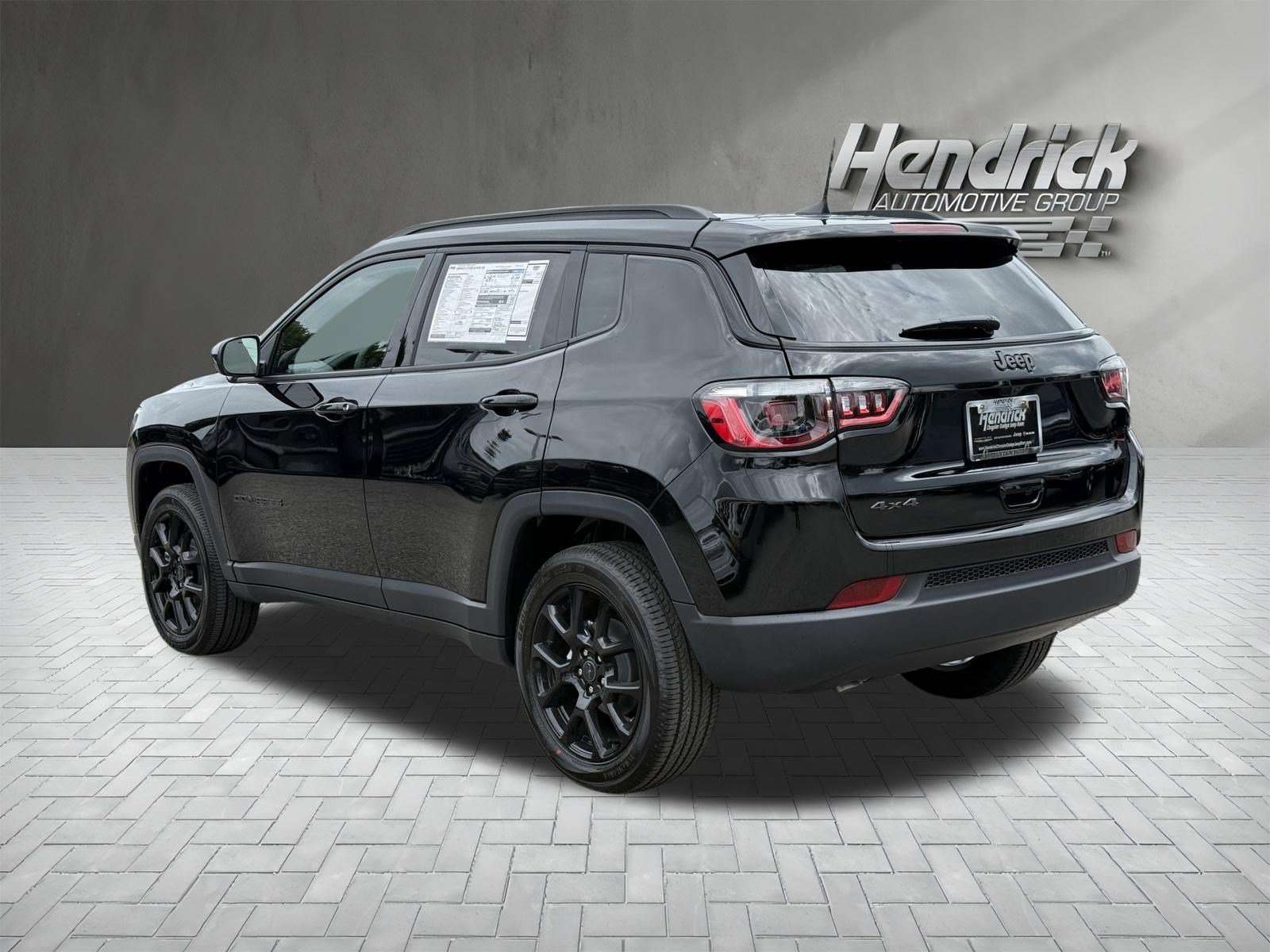 New 2026 Jeep Compass Latitude AWD/4WD image 8
