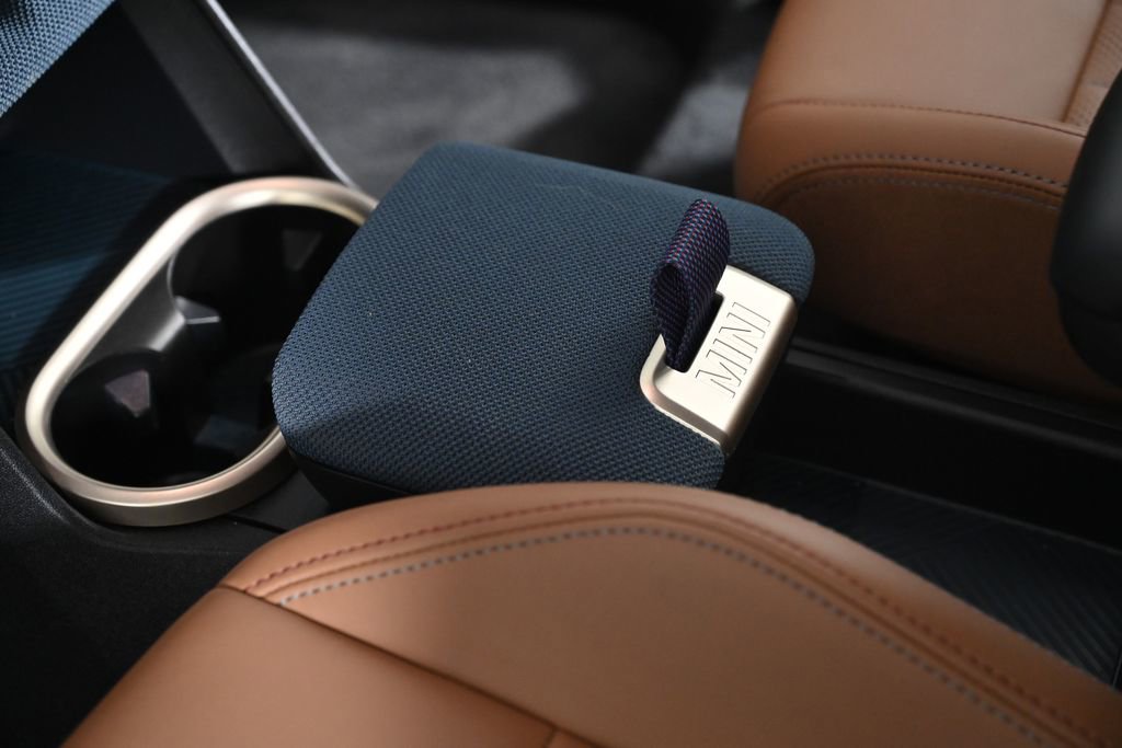 Certified 2025 MINI Cooper Countryman S image 23