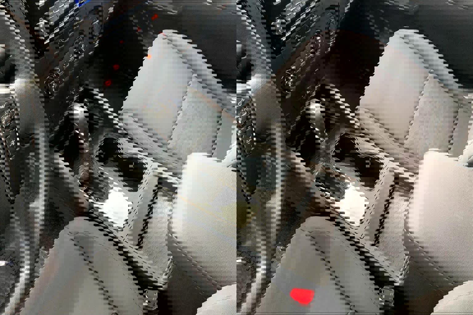 Used 2024 Nissan Frontier S image 26