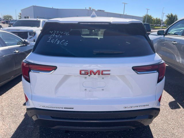 Used 2026 GMC Terrain Elevation AWD/4WD image 4