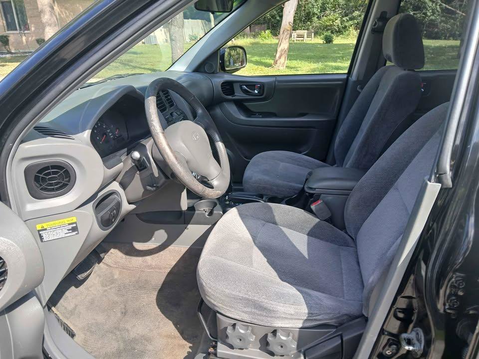 Used 2004 Hyundai Santa Fe GLS FWD image 15
