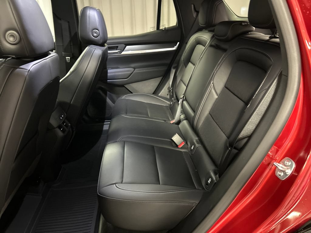 New 2027 GMC Terrain Elevation w/ Elevation Premium Package AWD/4WD image 21