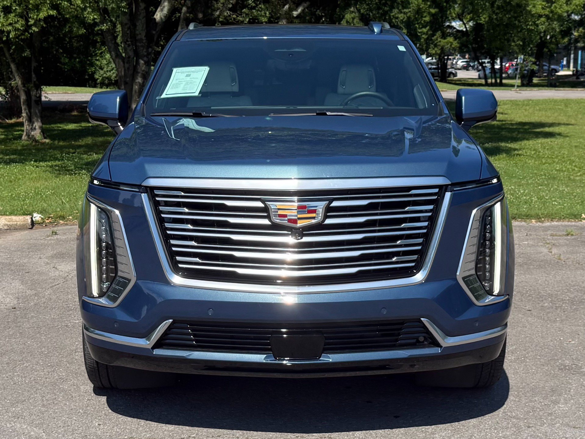 Used 2026 Cadillac Escalade Platinum Luxury RWD image 5