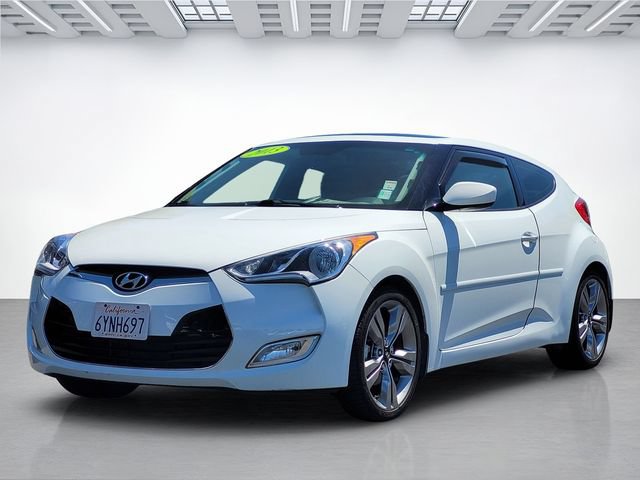 Used 2013 Hyundai Veloster w/ Style Pkg FWD image 8