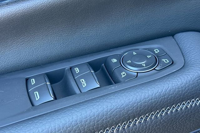 New 2026 GMC Yukon Denali image 12