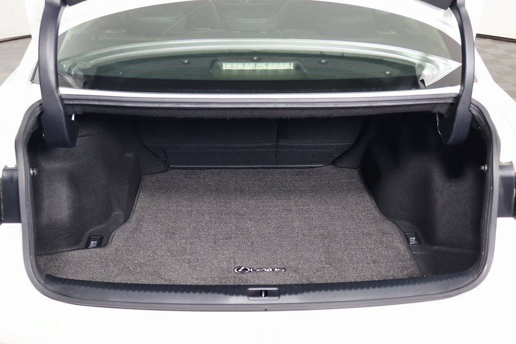 Used 2017 Lexus IS 200t RWD image 14