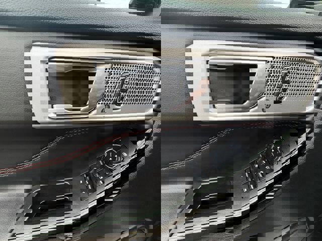 Used 2023 Ford Explorer ST-Line w/ Class IV Trailer Tow Package AWD/4WD image 11